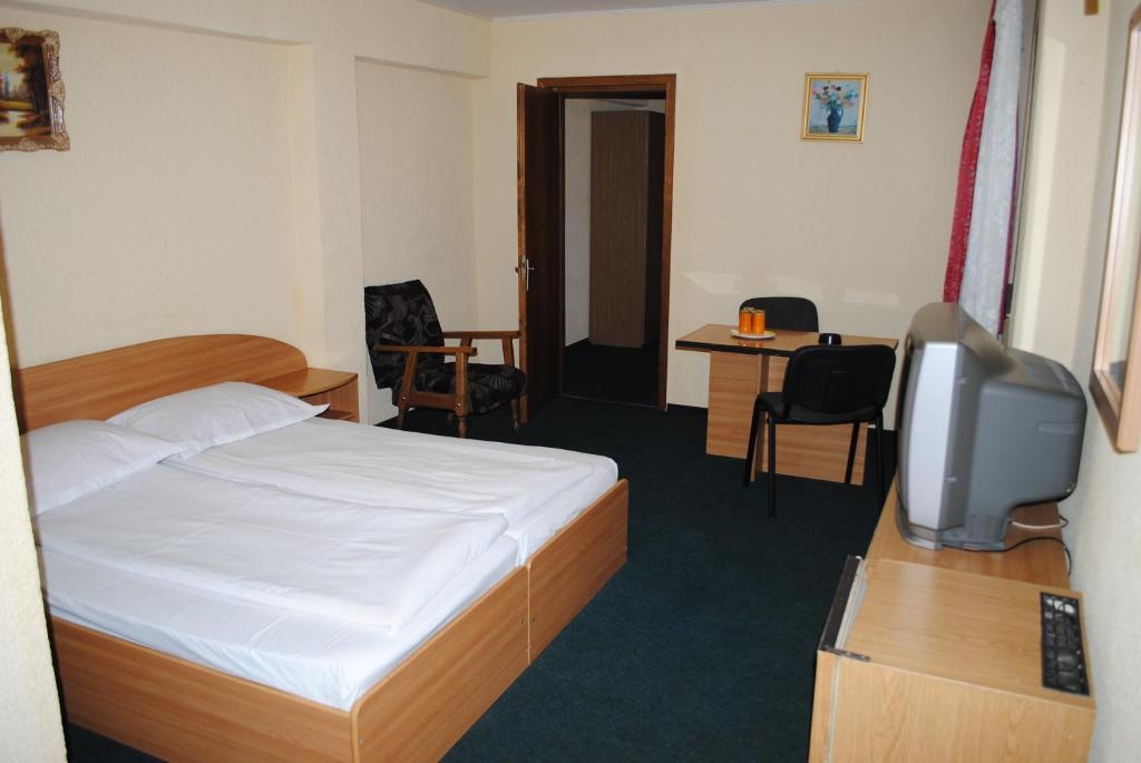 Hotel West Scheia Rum bild