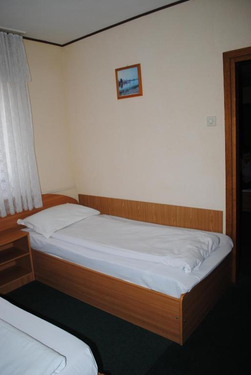 Hotel West Scheia Rum bild