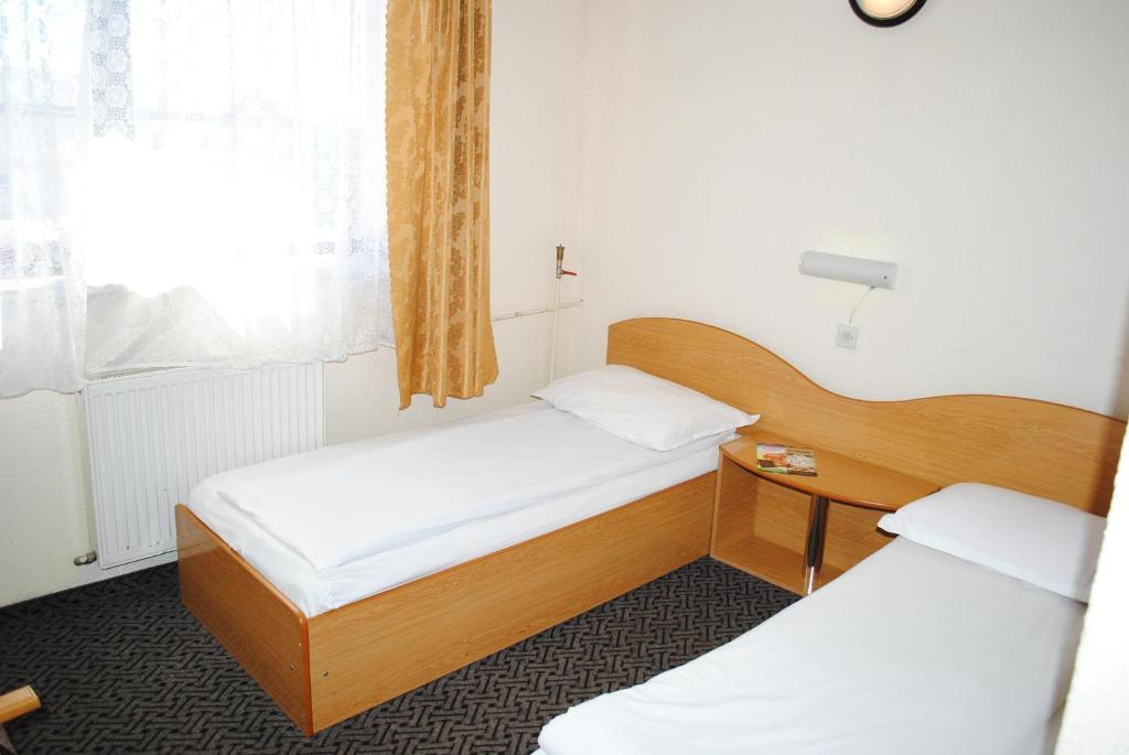 Hotel West Scheia Rum bild
