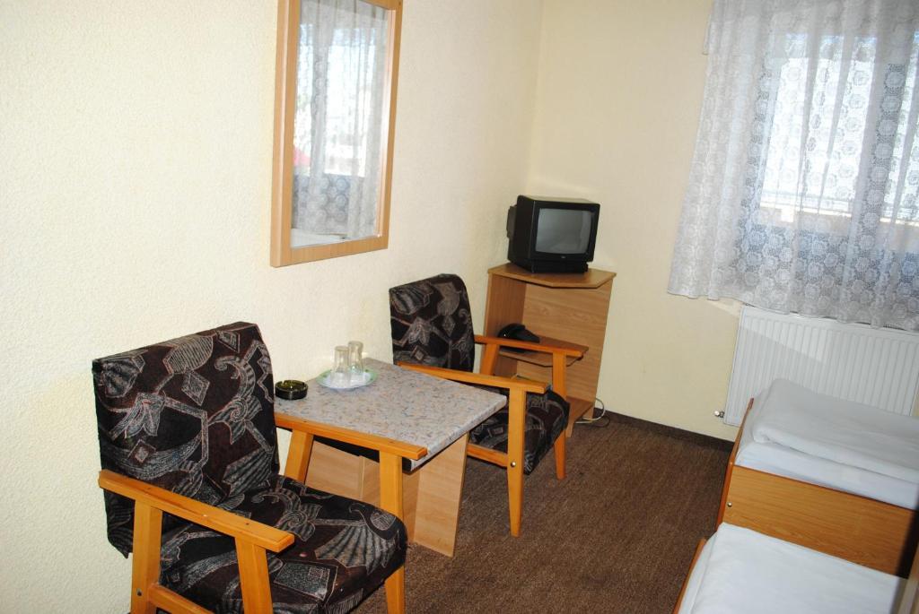 Hotel West Scheia Rum bild