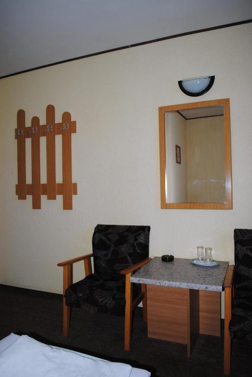Hotel West Scheia Rum bild